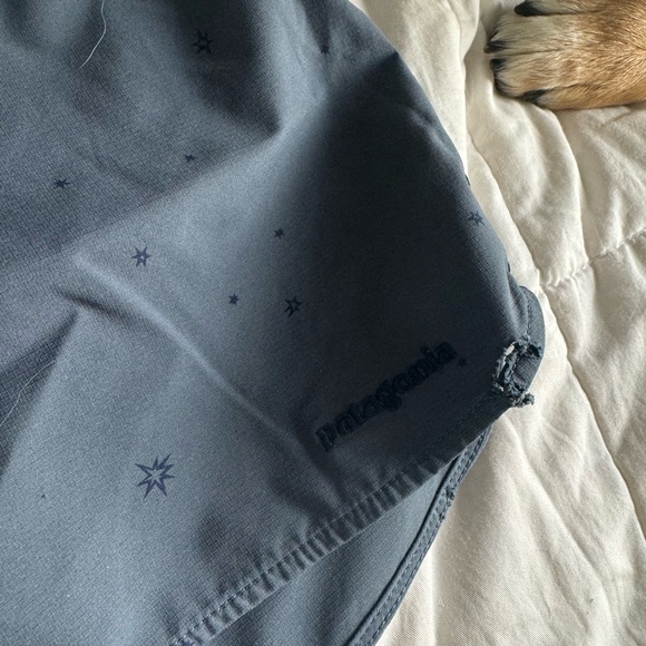 Patagonia M Workout Shorts - Picture 2 of 4